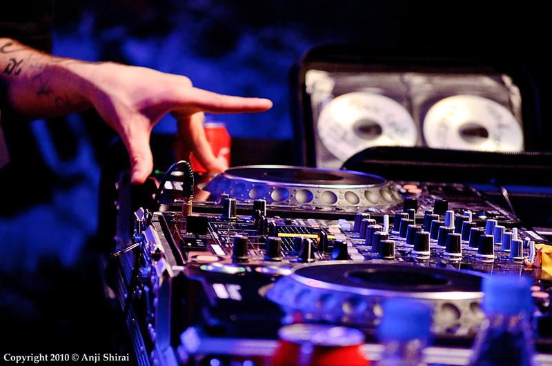 DJ20